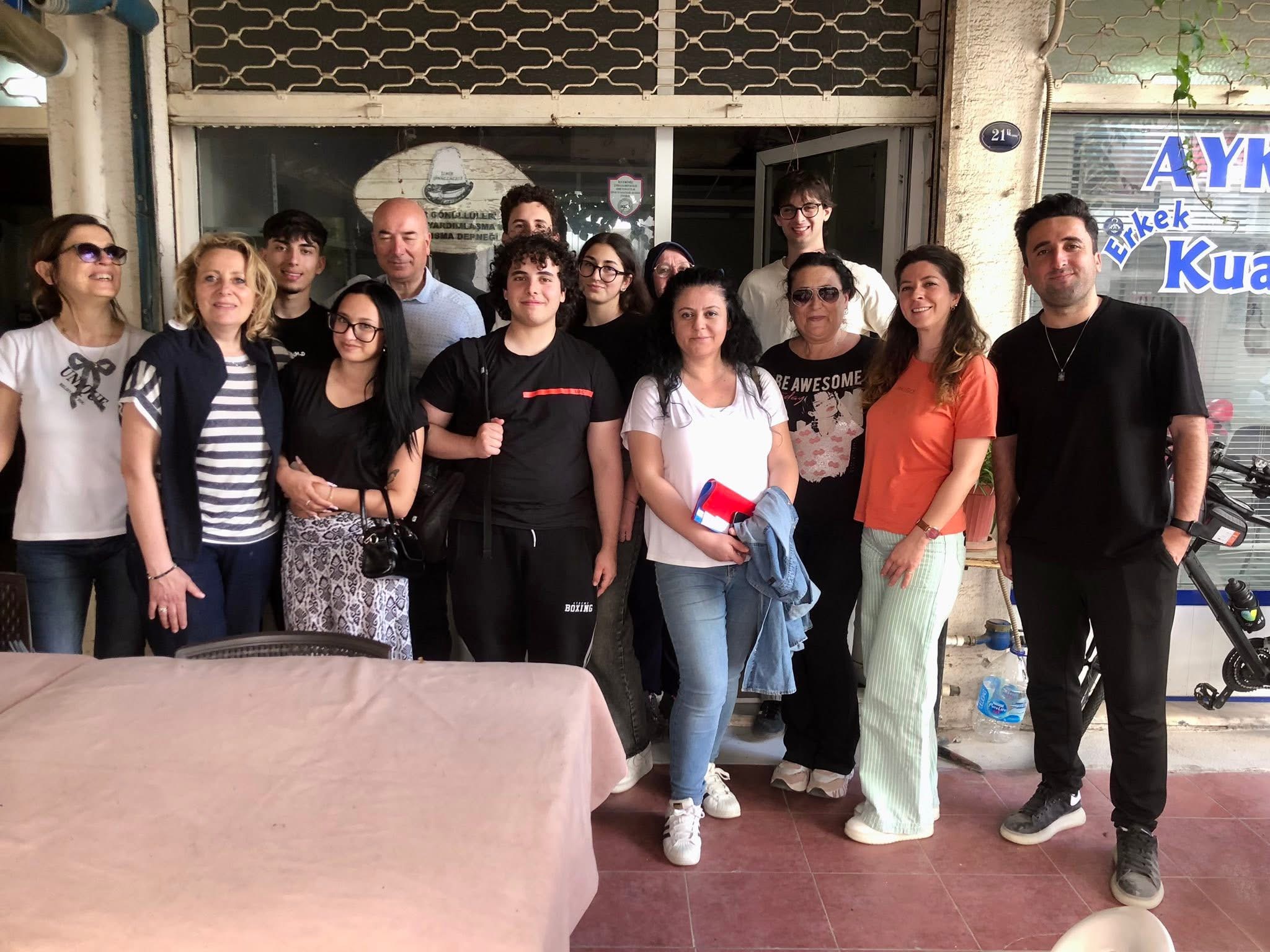 İzmir Gönüllüleri Atölyeleri